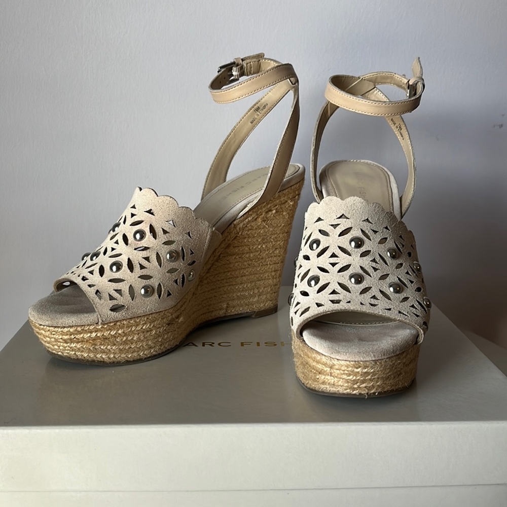 Marc Fisher Espadrilles size 7.5 - wedges - sandals